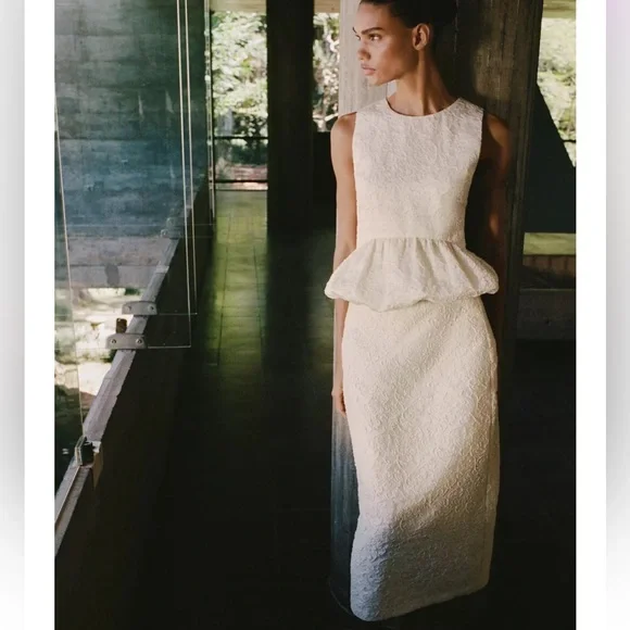 Zara NWT textured midi skirt 2861/600 - Picture 3 of 11